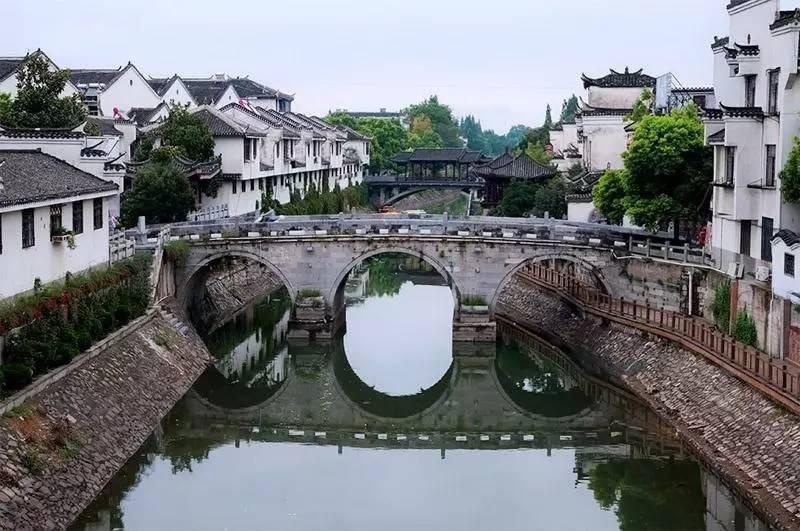 海滩棚屋逃生